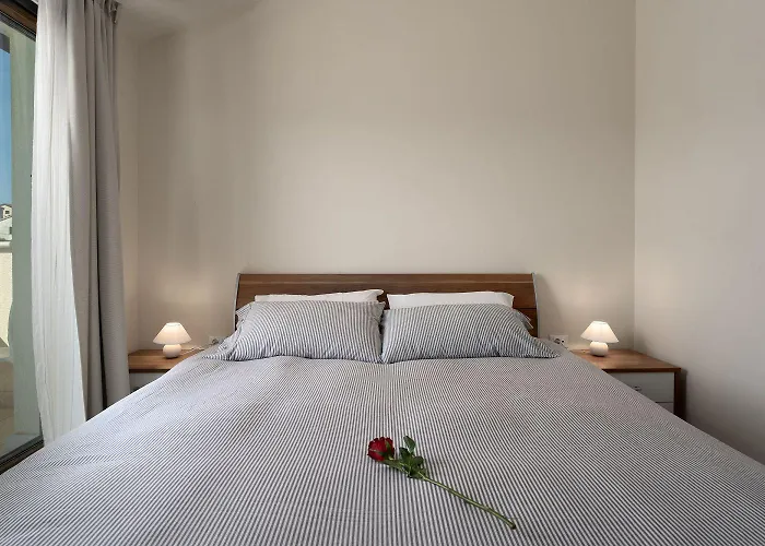 Apartament Traumhaftes Nur 100 Meter Zum Mit Jacuzzi, Meerblick, Salzwasserpool Funtana