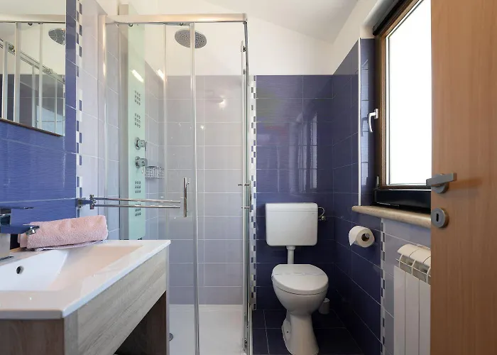 Apartament Traumhaftes Nur 100 Meter Zum Mit Jacuzzi, Meerblick, Salzwasserpool *