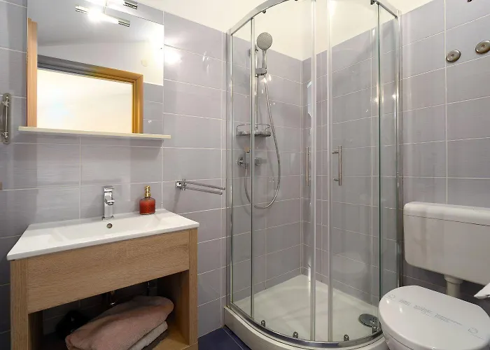 Traumhaftes Nur 100 Meter Zum Mit Jacuzzi, Meerblick, Salzwasserpool Apartament